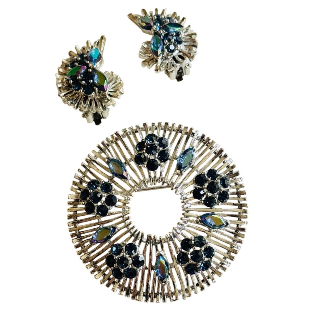 VTG Lisner Set Brooch Pin Clip Earrings Silver Burst Blue rhinestone Jeweled 60s